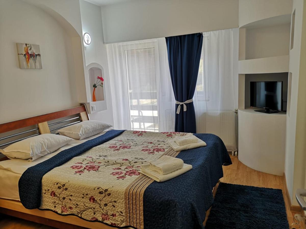 Miraj Ξενοδοχείο Azuga Εξωτερικό φωτογραφία